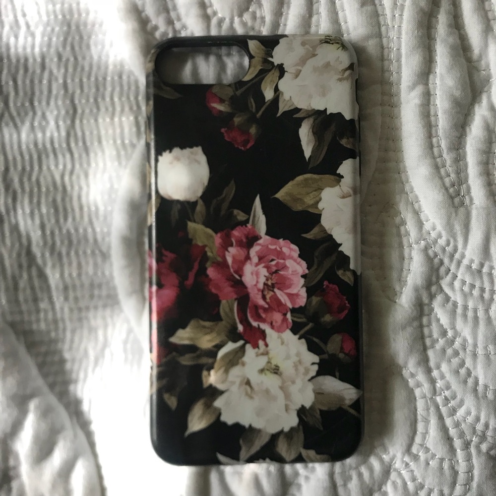 Flowery  iPhone 7+ Case *BUNDLE, GET FOR FREE*